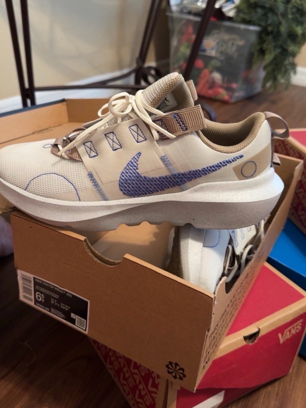 Nike Kids Beige Sneakers with Blue Swoosh